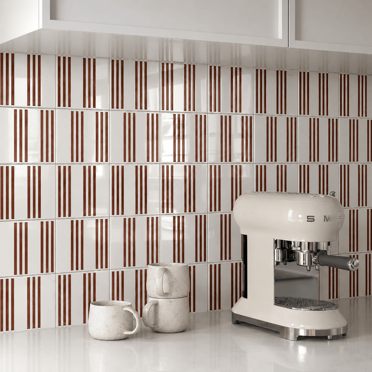 Azulejo Slim Lines Terracota aplicado em parede de cozinha